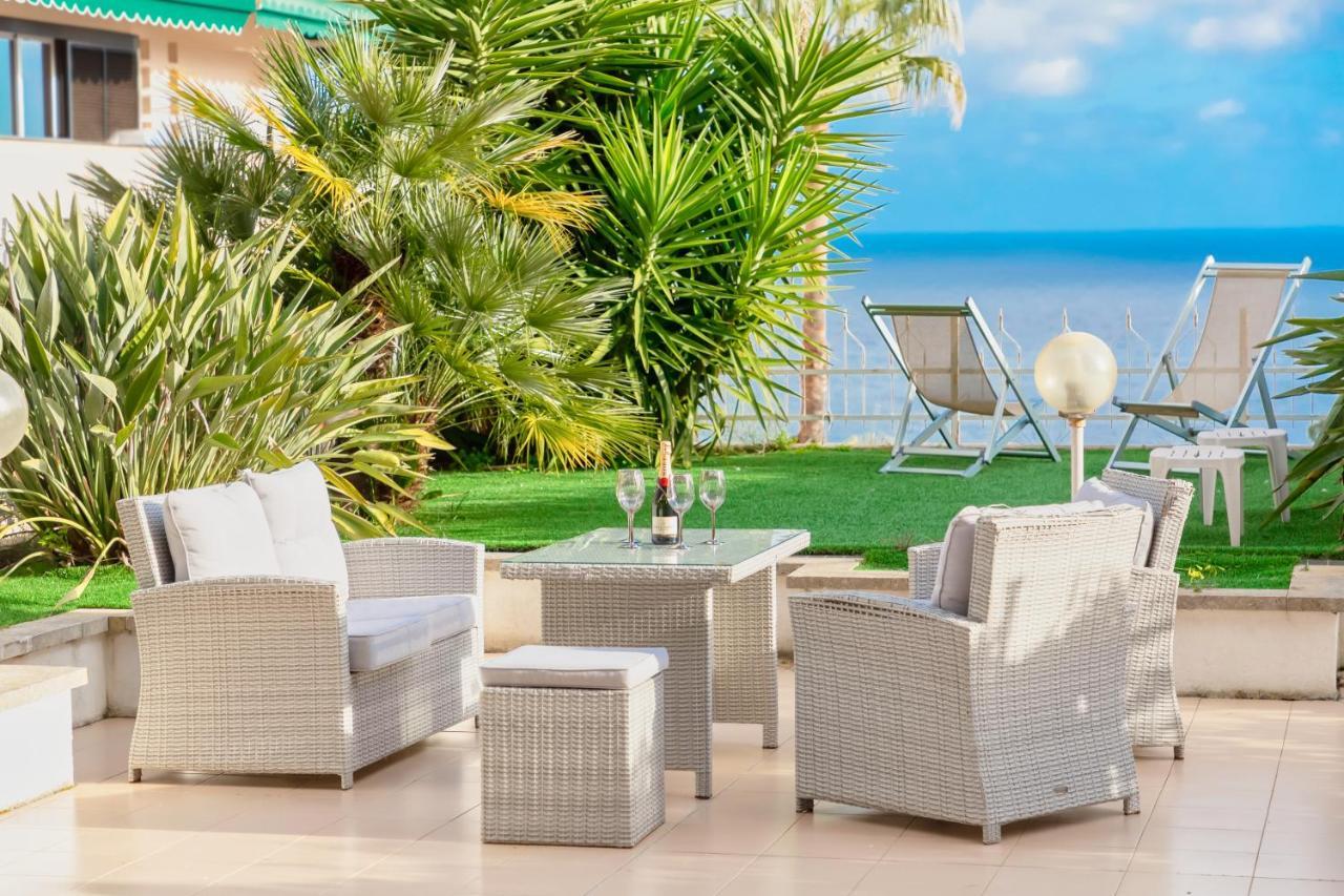 Appartement I Giardini Del Sole Con Piscina By Wonderful Italy à San Remo Extérieur photo
