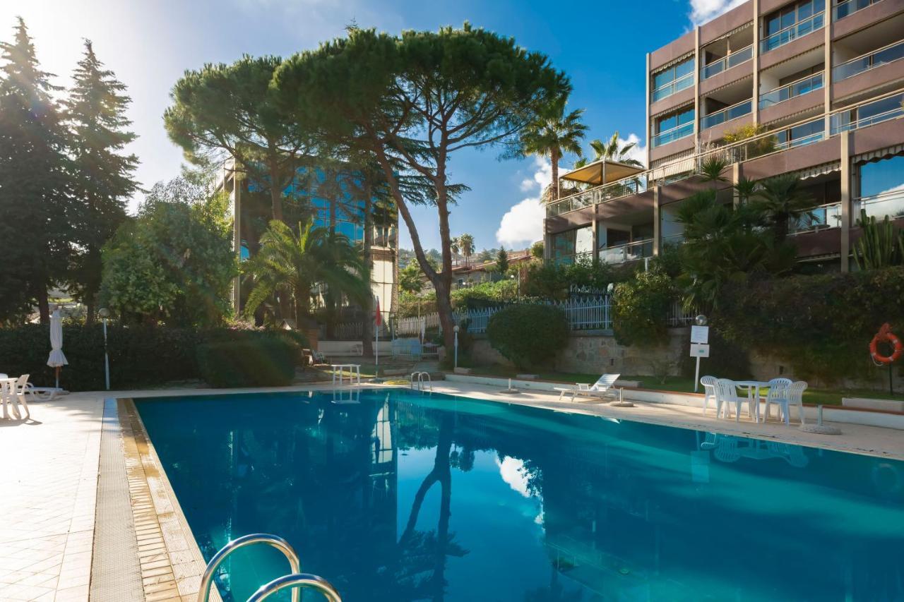 Appartement I Giardini Del Sole Con Piscina By Wonderful Italy à San Remo Extérieur photo
